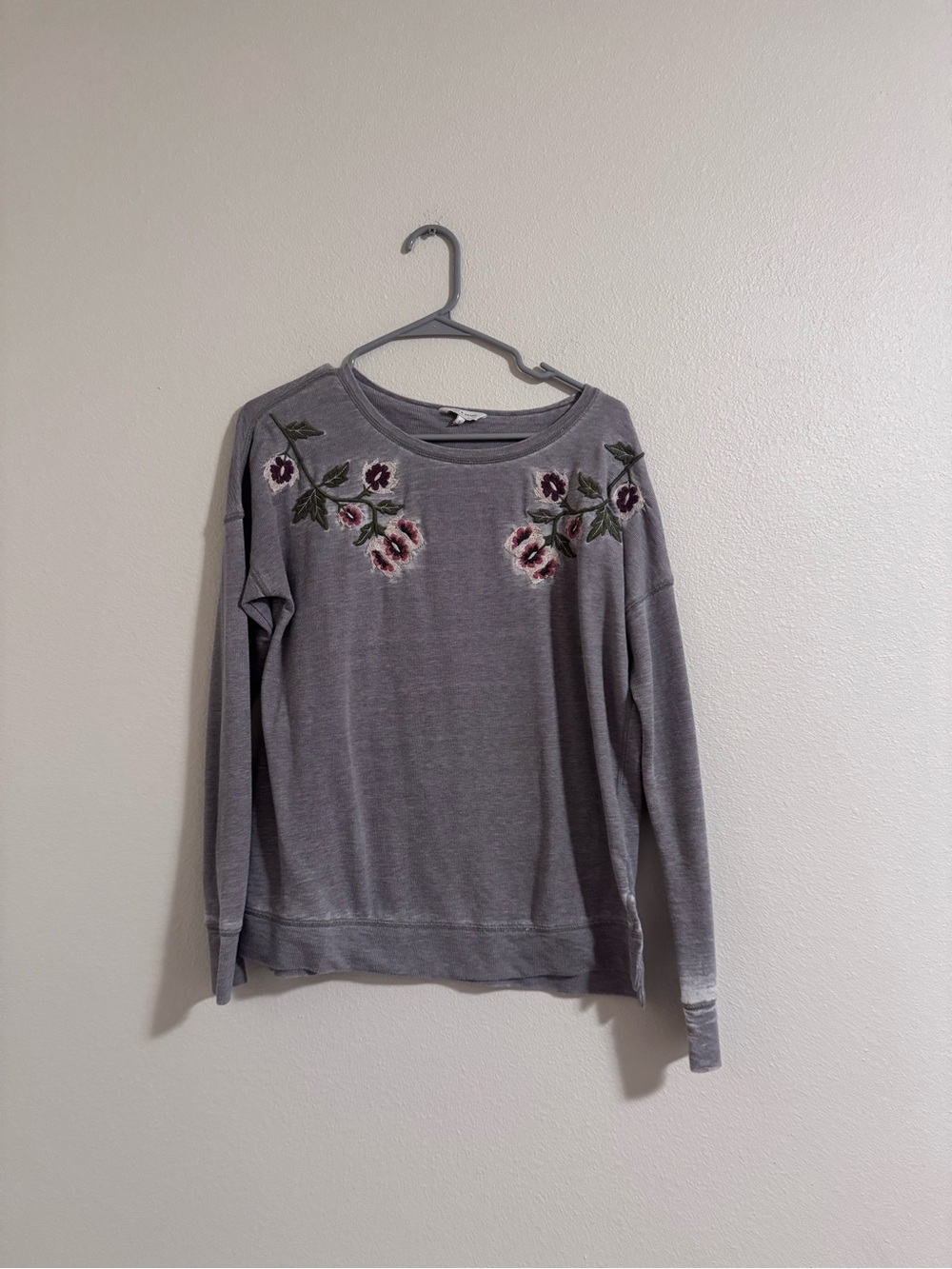 Lucky Brand Gray Embroidered Floral Sweatshirt